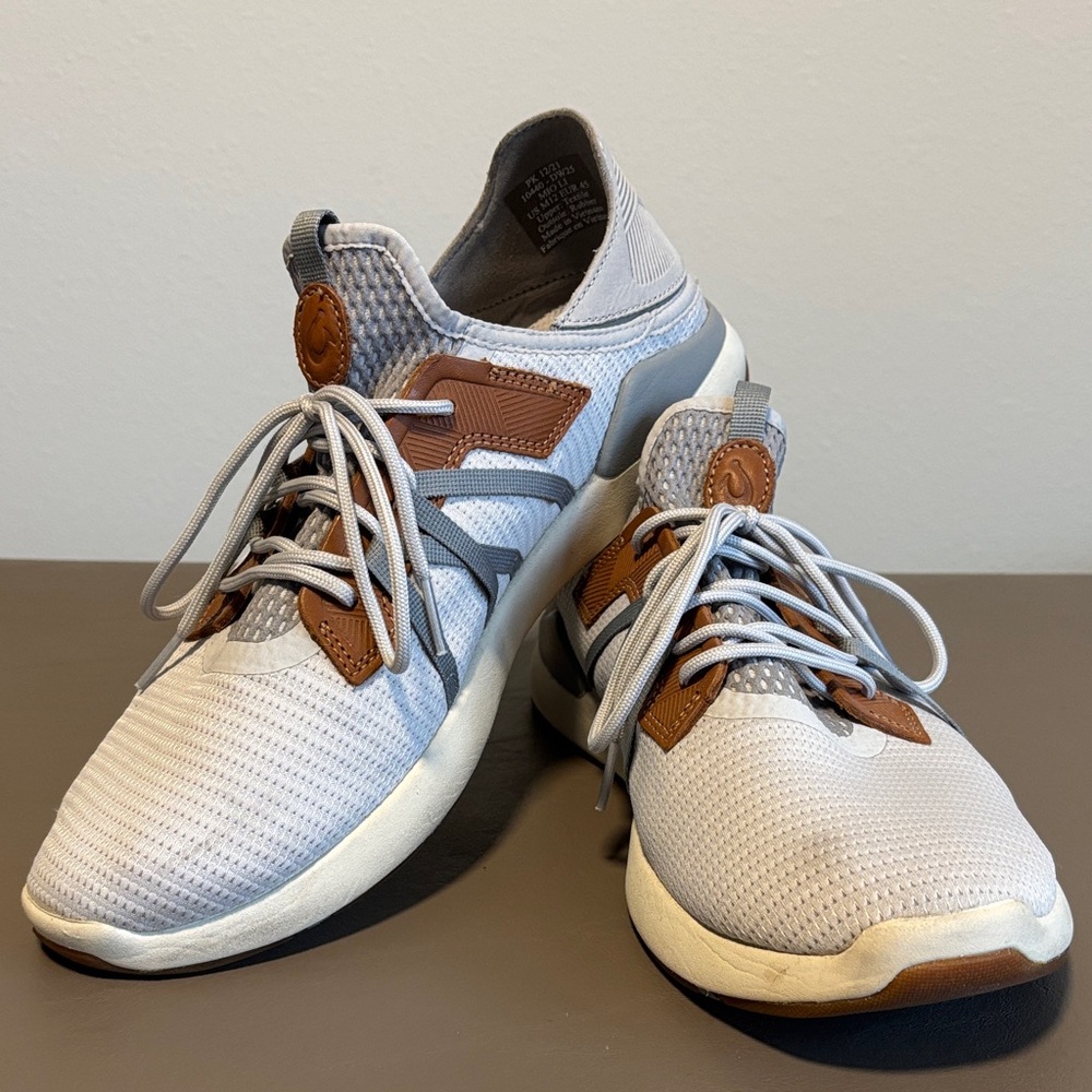 OluKai Mio Li Sneaker